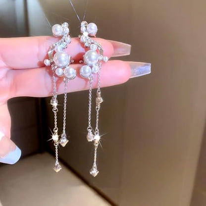 Pearl Long Tassel Ear Cuff Earrings for Women Sparkly Pearl Clip On Cartilage Earring Crystal Chain Pearls Non Piercing Statement Earring Jewelry Gift