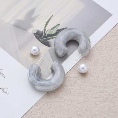 Chunky Acrylic Hoop Earrings White Resin Open Circle Hoop Earrings Round Pearl Studs Thick Acrylic C Shape Earring Pearl Front Back Earring Jewelry for Women - color: Grey