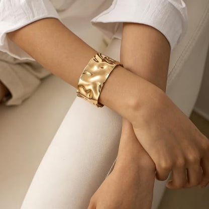 Chunky Cuff Bracelets for Women Wide Gold/Silver Cuffs Bangle Hollow Out Adjustable Bracelets Punk Vintage Jewelry - style: V-Gold A