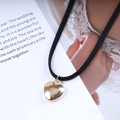 Andelaisi Boho Heart Velvet Choker Necklace Black Velvet Suede Necklace Choker Gold Love Heart Pendant Necklace Gothic Black Velvet Ribbon Necklace Chain Jewelry for Women