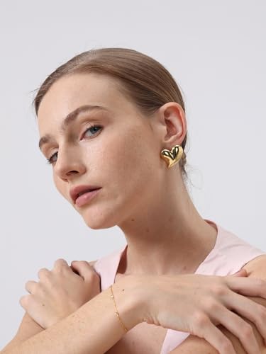 FRUMOS 18K Gold Plated Chunky Hoop Earrings for Women Fashion Thick Gold Hoops Set Jewelry for Birthday Christmas Gifts - color: Better Together Heart