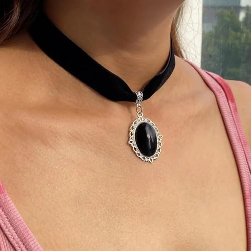 Qceasiy Gothic Black Necklace for Women, Adjustable Victorian Velvet Lace Collar, Halloween Party Cosplay Jewelry Gift - style: Black Gem