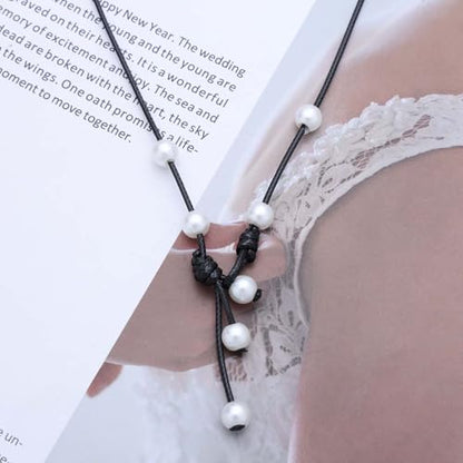 Vintage Black Leather Pearl Choker Necklace Leather Y Lariat Necklace Pearl Tassel Drop Necklaces Gothic Suede Rope Necklaces Jewelry for Women (Pearl3)