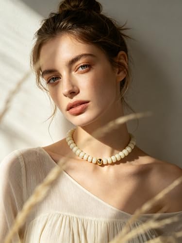 Boho Colorful Chunky Beaded Necklace for Women Trendy Resin Statement Choker Necklaces Summer Beach Style Womens Vacation Fashion Jewelry Gifts Accessories - color: White-2