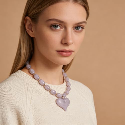 Chunky Beaded Necklaces for Women Trendy Colorful Acrylic Bead Statement Necklace Puffy Heart Pendent Necklaces for Women Boho Fashion Jewelry - color: E-light grey