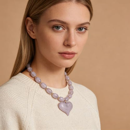 Chunky Beaded Necklaces for Women Trendy Colorful Acrylic Bead Statement Necklace Puffy Heart Pendent Necklaces for Women Boho Fashion Jewelry - color: E-light grey