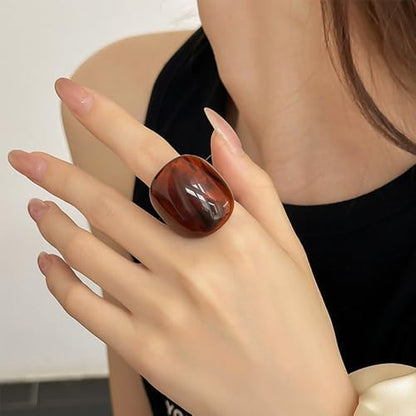 Chunky Amber Tortoiseshell Resin Ring for Women Wide Band Statement Ring for Daily Wear Casual Outfits