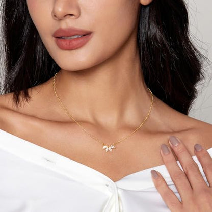 Zeffy Diamond Necklaces for Women, Dainty Gold Necklace 18k Gold Plated Layered Necklaces Simple Gold CZ Diamond Pendant Necklaces for Women Trendy Jewelry Gifts for Girls - color: Gold Leaf Necklace