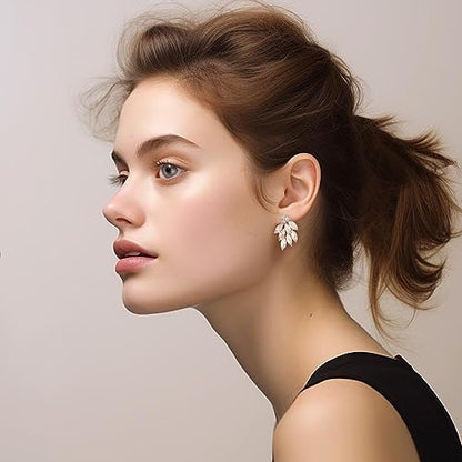 Rhinestone Stud Earrings for Women Small Dainty Crystal Cluster Drop Earrings for Girls Cute Costume Jewelry for Bridal Wedding Party Gift - color: Clear Silver