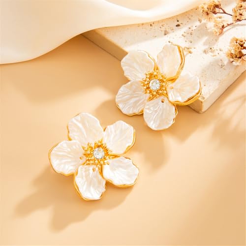 Seashell Pearl Stud Earrings for Women Ocean Sea Theme Sweet Double Layer Acrylic Shell Lightweight Dangle Drop Earrings for Summer Beach Holiday Halloween Party Jewelry Accessories - color: White shell studs