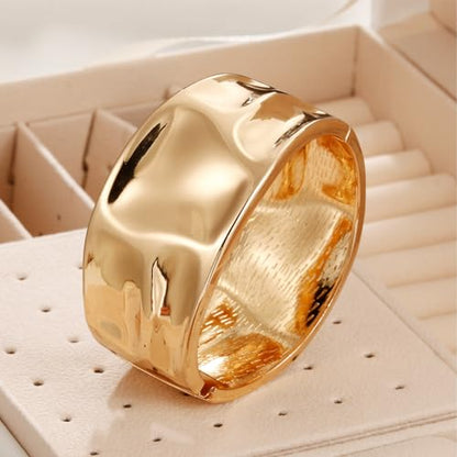 Golden Polished Chunky Twisted Hinged Waterdrop Bangle Bracelet for Women Spiraled Oval Bangle Bracelet - color: Gold Wide Hammered Statement Bangle
