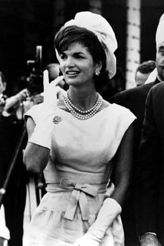 Kenneth Jay Lane Pearl Necklaces Worn By First Ladies - style: Jackie Kennedy (Deco Clasp)