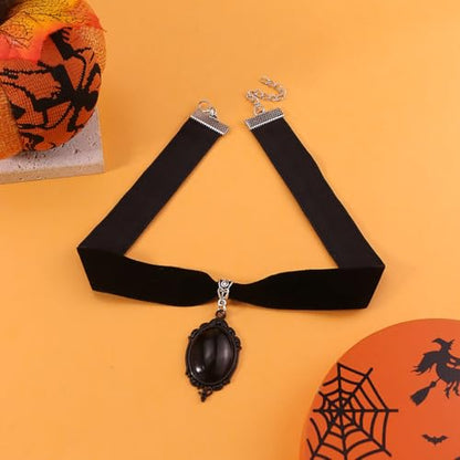 Gothic Black Velvet Goth Choker Necklace for Women,Cameo Black Choker Crow Skull Pendant Necklace Vintage Collar Skull Necklace Gothic Jewelry - style: Black