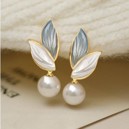 Retro Blue White Leaf Pearl Earrings for Women Light Luxury Faux Pearl Earrings Zinc Alloy Pearl Drop Earrings Casual Daily Wear Accessories for Parties
