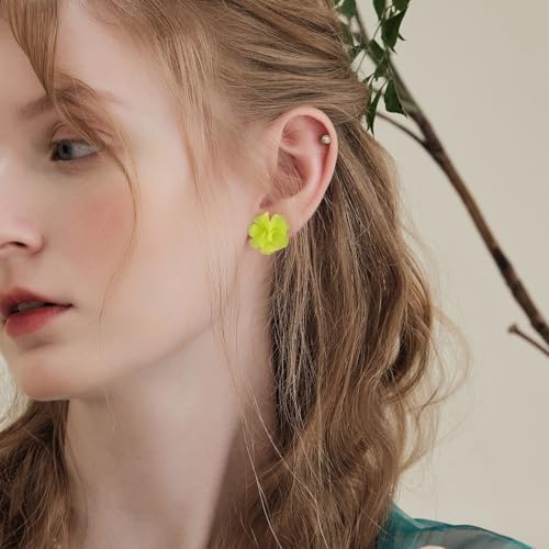 LAXPICOL Fashion Flower Clip On Earrings For Women Cute Lovely Acrylic Flower Earrings No piercing Earrings - color: green
