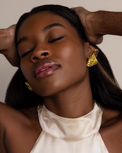 Gold Chunky Earrings for Women Trendy, 14K Gold Plated Dainty Kont Earrings Statement Minimalist Hypoallergenic Stud Earrings - color: Gacia & Gold