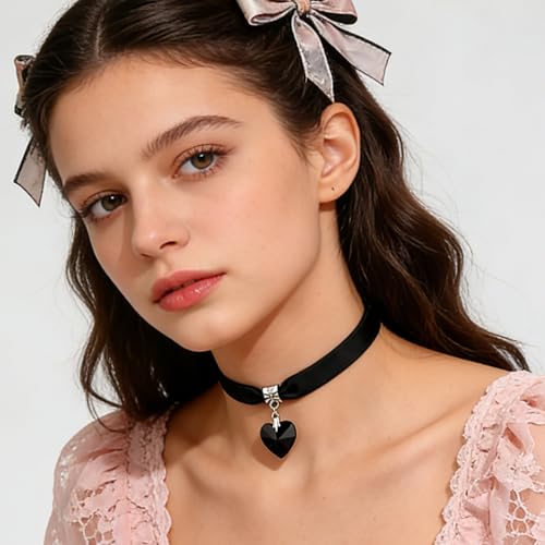 Black Choker for Women, Adjustable Layered Velvet Leather Lace Collar necklace, Goth necklace Gifts - color: Black Heart