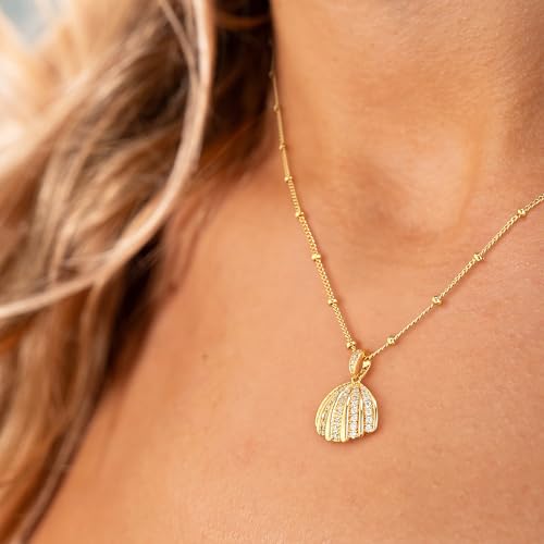MTMY Gold Starfish Necklace 14K Gold Plated Shell Conch Ocean Pendant Necklace for Women Beach Summer Jewelry - style: shining shell