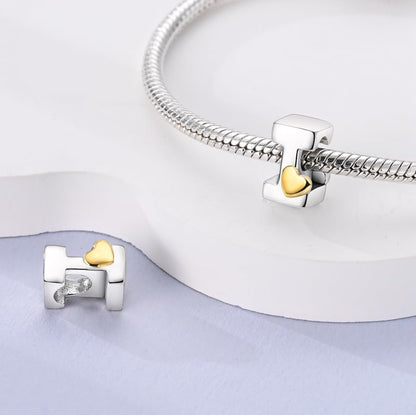 Women 925 Sterling Silver Charms A-Z Heart Letters Beads Pendant for Bracelets Women Fit Pandora Bracelets Hypoallergenic Beads - color: I