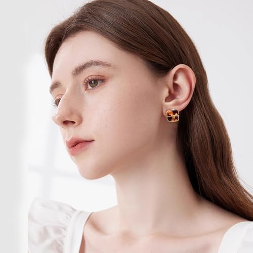 Rectangle/Round Leopard Print Stud Earrings for Women Gold Plated Vintage Geometric Resin Leopard Statement Studs Simple Unique Trendy Jewelry for Her Bff