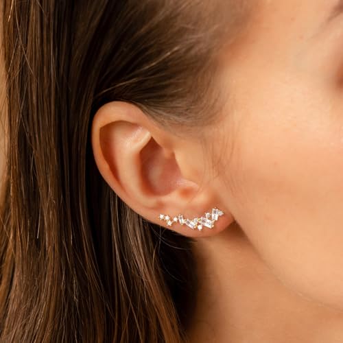Star 14K Gold Plated Ear Cuff Earrings for Women Non Piercing, Dainty Silver Plated Clip on Cartilage Ear Cuff Non Pierced Trendy CZ Northstar Starburst Sparkling Climber Clawer Earring Jewelry - style: Cluster