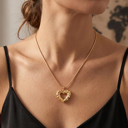 Boho Chunky Gold Statement Necklaces for Women Beach Jewelry Gifts | Versatile Everyday Wear, Pairs with Any Outfit, Ideal Gift for Any Occasion, Easy to Layer, Lightweight, Hypoallergenic - style: Hammered-Gold-D