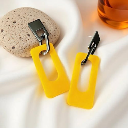 Boho Lightweight Retro Simple Acrylic Splicing Rectangle Earrings for Women Creative Exaggerated Statement Dangle Drop Earrings Jewelry - color: Black Yellow