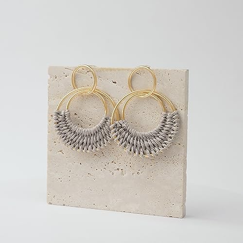 Raffia Hoop Earrings for Women Fun Boho Summer Beach Earrings Lightweight Handmade Straw Wicker Rattan Dangle Earrings Statement Geometric Round Drop Earrings - color: Grey - Round