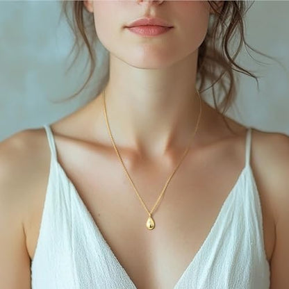 FENIMI Gold Necklace Pendant 14K Gold Necklace for Women Tear Pendant Necklace Effortless Charm and Refined Beauty Charm Drop Pendants Necklaces for Women Trendy 17.5in