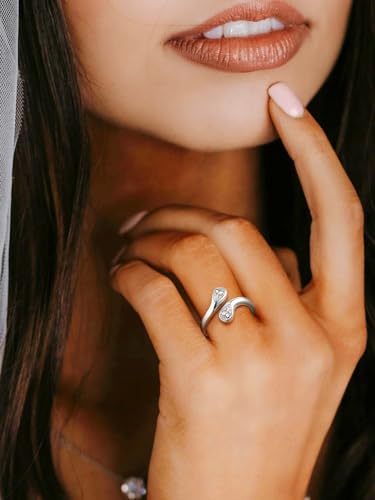 Bestyle Silver Birthstone Ring for Women, Dainty Sterling Silver Teardrop Ring Open Adjustable Band Ring, Love Statement TOI et Moi Ring Promise Ring for Her - color: 04.April ( Clear Quartz)