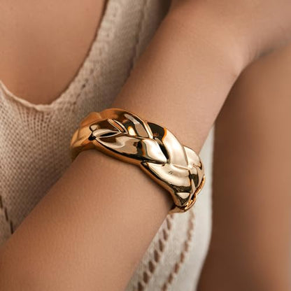YBMYCM Chunky Gold Cuff Bangle Bracelets for Women Wide Gold Bangle Hammered Open Wrist Cuff Bracelets Wrap Bracelet - style: B-Gold