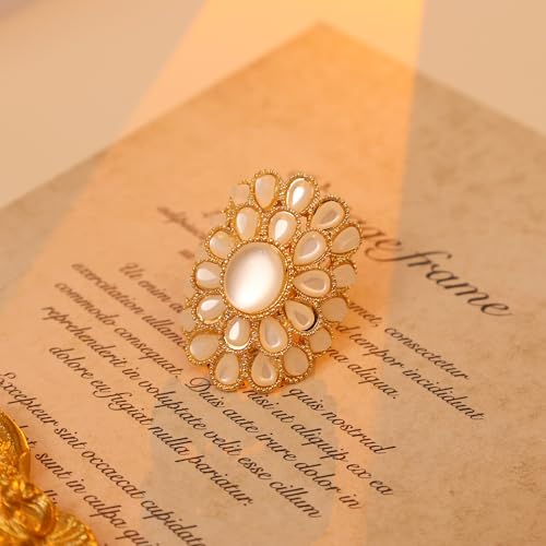 Elegant Big Crystal Flower Ring for Women Gold Rhinestone Floral Rings Open Finger Adjustable Crystal Flower Statement Ring Jewelry for Bridal Wedding - color: Flower 3