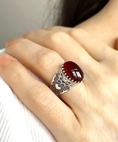 Filigranist 925 Sterling Silver Handcrafted Filigre Art Double Heart Detailed Women Cocktail Ring with Gemstones - color: Carnelian