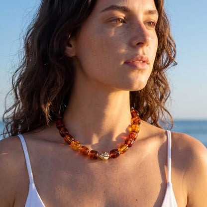 Beaded Necklaces for Women Boho Chunky Necklace Statement Big Resin Bead Choker Fashion Summer Beach Jewelry - color: Amber