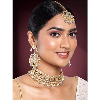 Aheli Elegant Indian Faux Kundan Studded Choker Necklace with Maang Tikka Set Ethnic Wedding Wear Bharatanatyam jewellery set Gift for Women - color: Grey