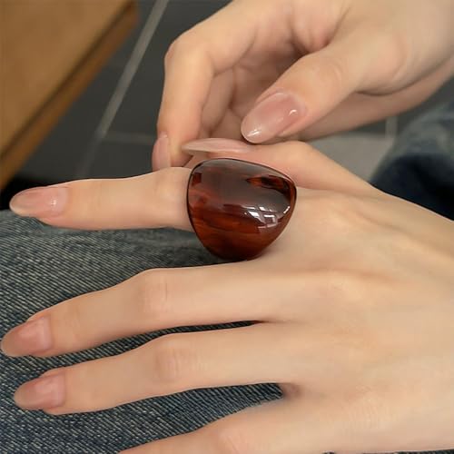 Chunky Amber Tortoiseshell Resin Ring for Women Wide Band Statement Ring for Daily Wear Casual Outfits