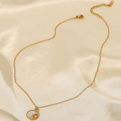 Unisex Celestial Gold Pendant Necklaces, Sun/Moon/Star/Angle Celestial Elements Unisex Choker Gold Lover Chains for Men and Women Jewelry - color: Gold Chain - Sun #2