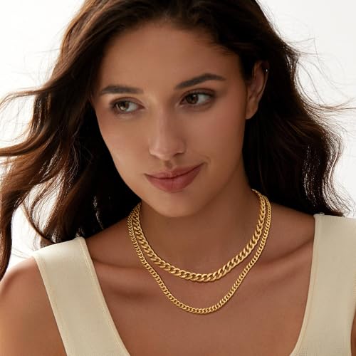 Moodear Layered Necklace for Women 14K Gold Plated/Silver Plated Cuban Link | Paperclip Chain Toggle Clasp, Chunky Layered Design, Fashion Jewelry, Daily Wear & Special Occasions - style: Gold Chain Necklace