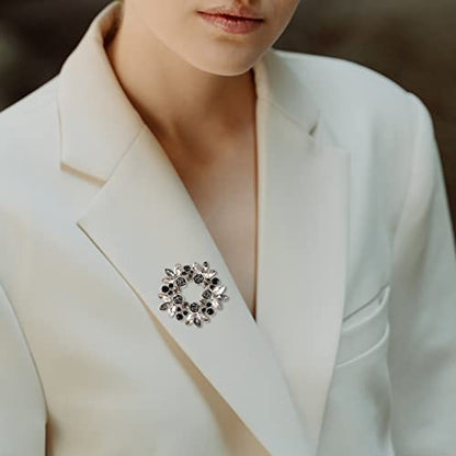 Pearl Diamond Brooch Pins for Dress Sweater Scarf, Wedding Party Decoration Birthday Christmas Gift - style: Rose Wreath