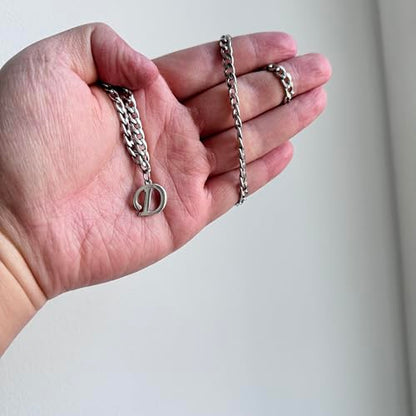 Stainless Steel Initial A-Z Necklace for Men Women,Cuban Chain,Titanium Steel Initial Letter Pendant Charm Necklaces Accessories Jewelry for Woman Man,21 Inch Chain - color: D