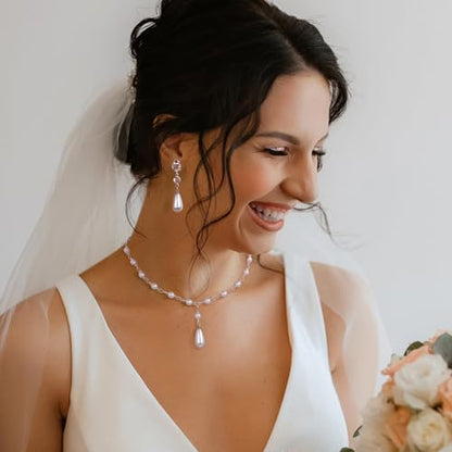 Raicegs Pearl Jewelry Set for Women Wedding Pearl Necklace Bracelet Earrings Set Bride Bridesmaid Dainty Jewelry Gift for Women - color: Backdrop chain