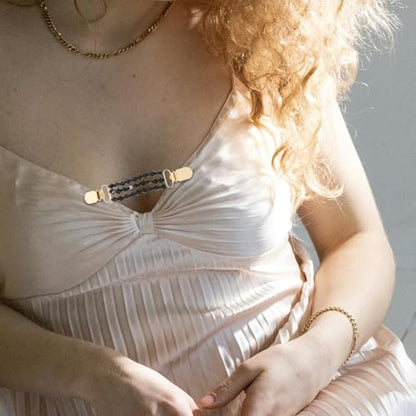 GANAZONO Faux Pearl Sweater Clips with Metal Chain for Dresses and Cardigans, Versatile Use to Hold Sweater Together, Elegant and Chic Brooch Pins for Daily Wear and Evening Events