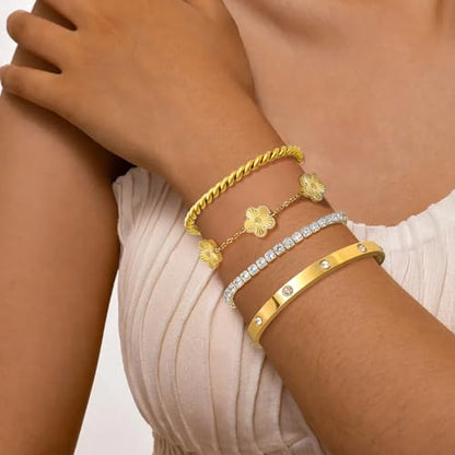 MOINSPIRE Gold Bracelets for Women, 18K Gold Plated Tennis Nail Clover love Bangle Bracelets Set Non Tarnish, Stainless Steel Trendy Stackable Bracelet Fashion Jewelry Accessories Gifts for Christmas - color: B1-Gold