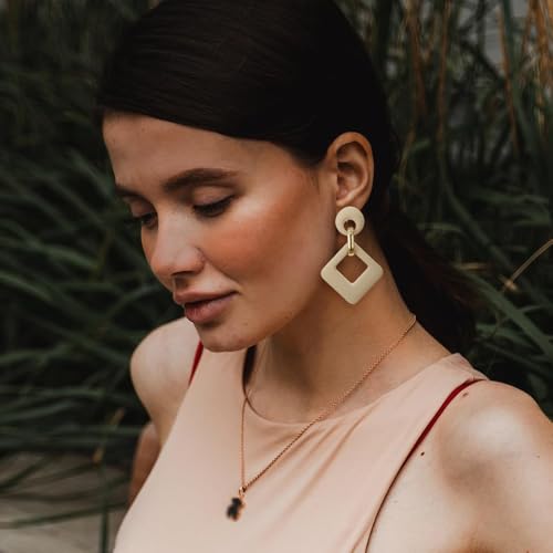 Retro Simple Acrylic Geometric Square Hollow Earrings for Women White Statement Drop Earring