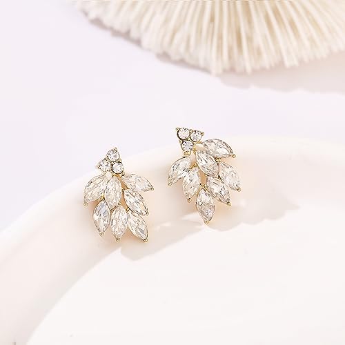 Rhinestone Stud Earrings for Women Small Dainty Crystal Cluster Drop Earrings for Girls Cute Costume Jewelry for Bridal Wedding Party Gift - color: Clear Gold