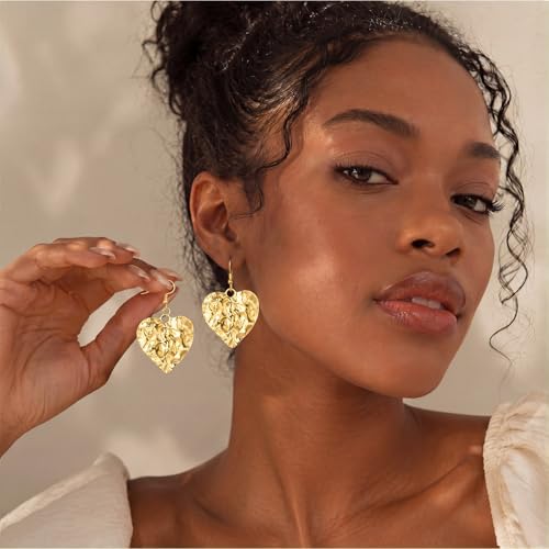 Kingdder 4 Pcs 14k Gold Plated Chunky Gold Heart Jewelry Set for Women Hammered Necklace Bracelet Earrings Set Bold Chunky Heart Pendant Trendy Statement Summer Beach Jewelry Gifts