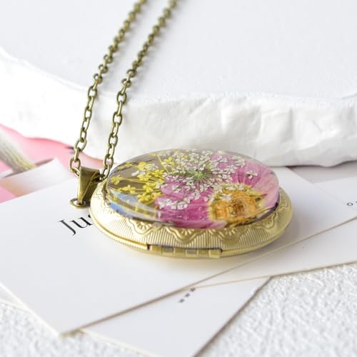 Vintage Photo Locket Necklace Handmade Pressed Flower Locket Necklace for Women - style: Strawflower(1.53"x 1.85")