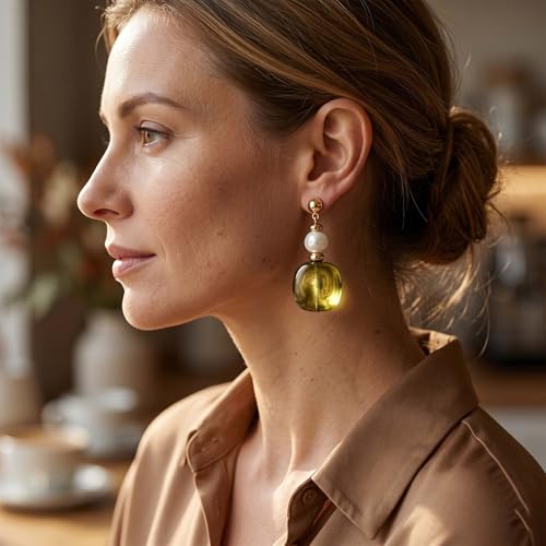 Gold Dangle Earrings for Women Boho Style, Hypoallergenic Trendy Resin Earrings - color: Resin Green