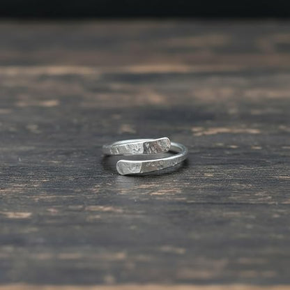 Hammered 925 Sterling Silver Adjustable Thumb Ring, Boho Style, Open Band, Handmade Jewelry, Unisex Ring, Minimalist Statement Ring, Gift for Her/Him - color: Silver