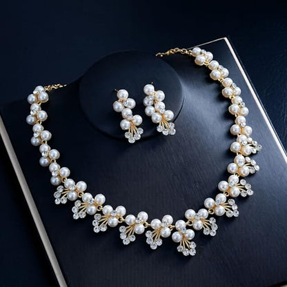Gangel Pearl Necklace and Dangle Earrings Rhinestone Necklace Earring Set Faux Pearl Choker Necklace Wedding Bridal Jewelry Crystal Necklaces for Women